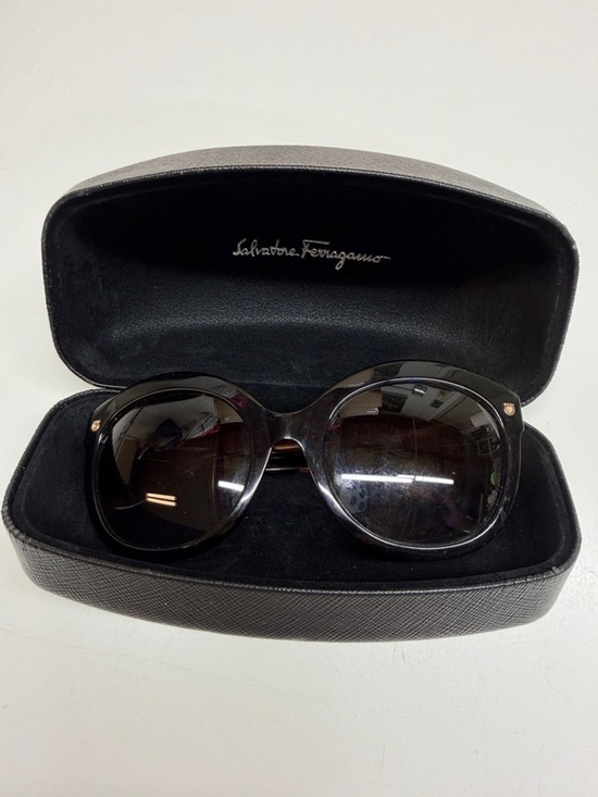 Salvatore Ferragamo Cat Eye Sunglasses Designer Sun Glasses Black Tortoise Pink main image 9